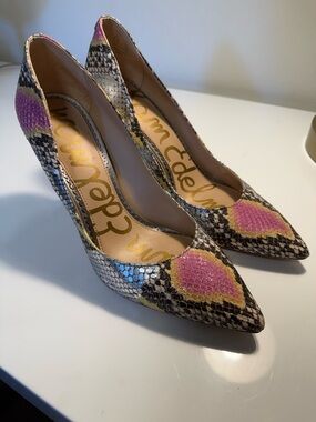 Sam Edelman Pink and Yellow Snake-Print Pointed Pumps